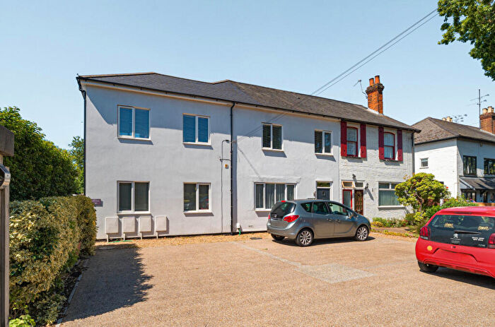 2 Bedroom Apartment For Sale In Frimley Road, Camberley, Surrey, GU15