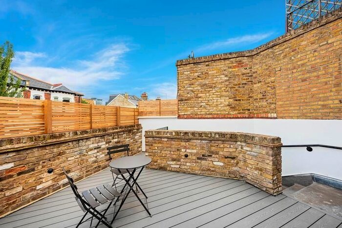 2 Bedroom Flat To Rent In Shorrolds Road, London, SW6