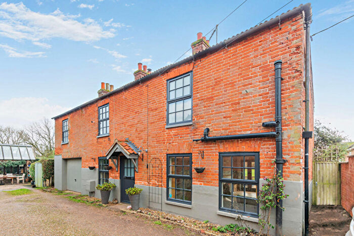 5 Bedroom Detached House For Sale In Pit Lane, Swaffham, PE37