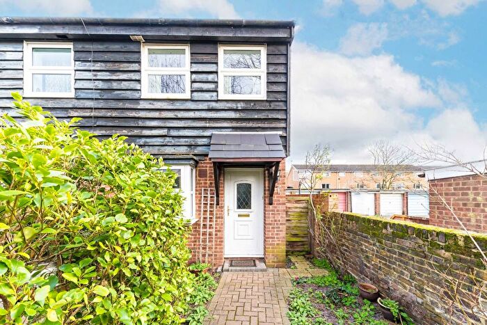 2 Bedroom Property To Rent In Moreton Avenue, St Margarets, TW7