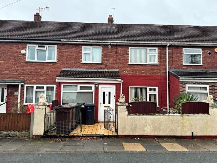 3 Bedroom Town House For Sale In Frederick Banting Close, Bootle, Merseyside, L30
