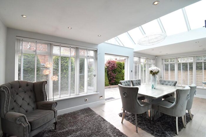 3 Bedroom End Of Terrace House For Sale In Robins Close, Lenham, ME17