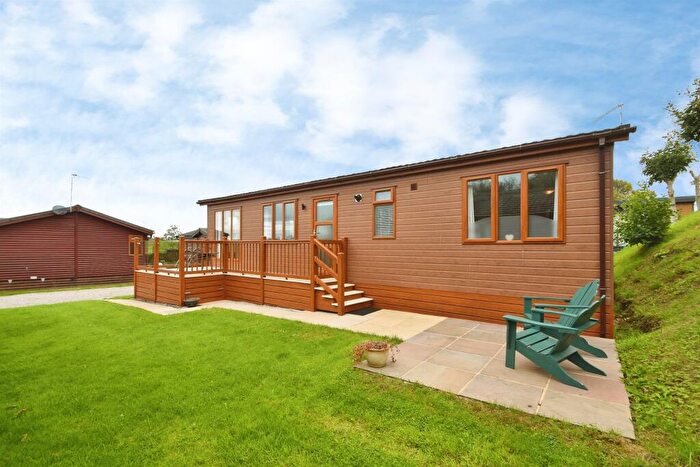 2 Bedroom Park Home For Sale In Reynard Crag Lane, High Birstwith, Harrogate, HG3