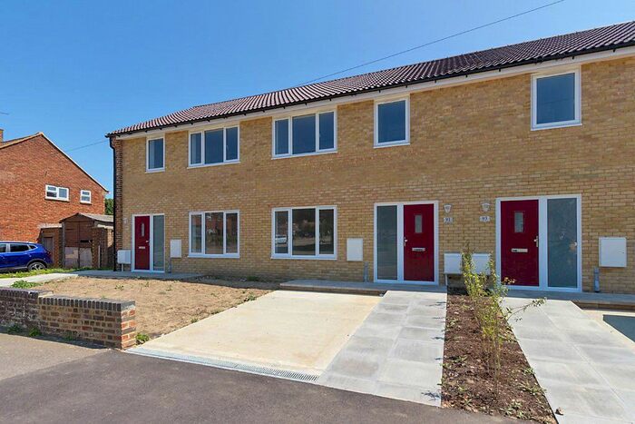 3 Bedroom Terraced House To Rent In Shipman Avenue, Canterbury, Kent, CT2