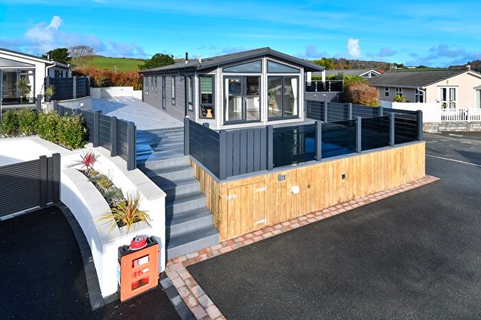 4 Bedroom Park Home For Sale In Abersoch, Pwllheli, LL53