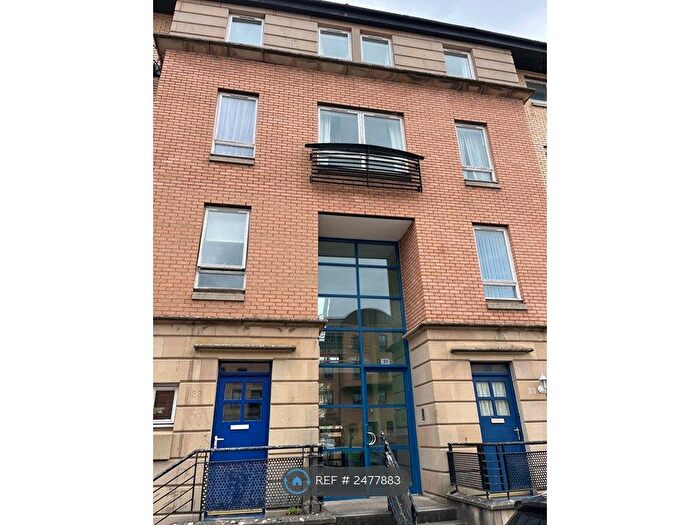 4 Bedroom Flat To Rent In Errol Gardens, Glasgow, G5