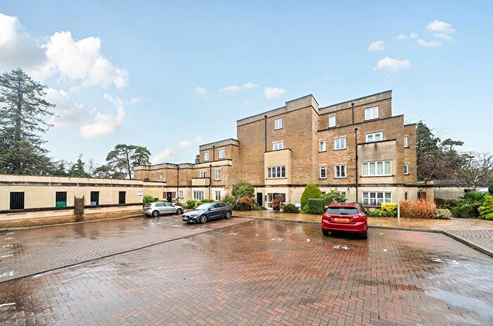 2 Bedroom Flat For Sale In Providence Park, Bassett, Southampton, Hampshire, SO16