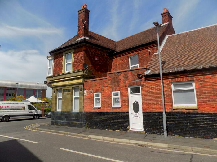 Property To Rent In Plymouth Road, Portsmouth, PO5