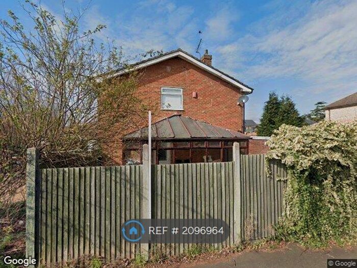 3 Bedroom Detached House To Rent In Whytecroft, Hounslow, TW5