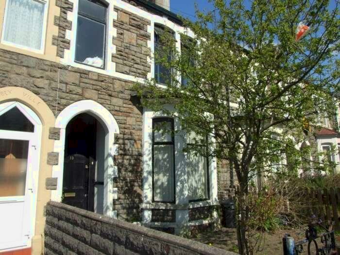 3 Bedroom Terraced House To Rent In Stacey Road, Roath, Cardiff, CF24