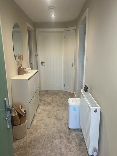 2 Bedroom Flat To Rent In Green Meadow Drive, Cardiff, CF15