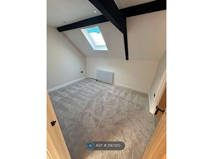 2 Bedroom End Of Terrace House To Rent In Alma Road, Windsor, SL4