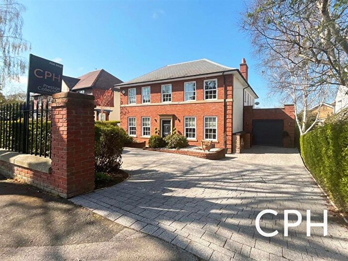 4 Bedroom Property For Sale In Stepney Grove, Scarborough, YO12