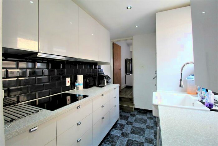 3 Bedroom Terraced House To Rent In William Street, Grays, RM17