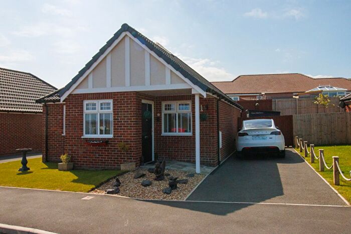 2 Bedroom Detached Bungalow For Sale In Green Meadows Drive, Filey, YO14