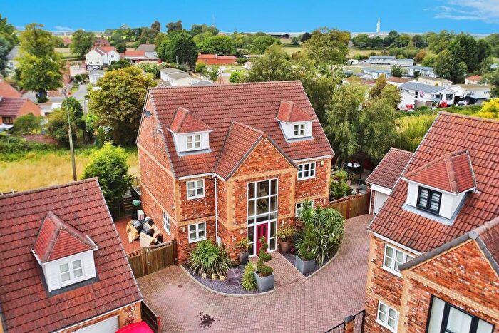 5 Bedroom Detached House For Sale In Ash Close, Dunham-On-Trent, Newark, NG22