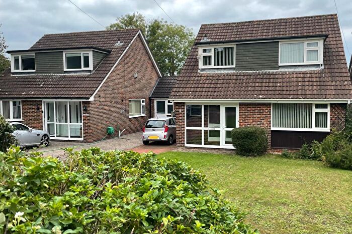 4 Bedroom Detached House For Sale In Mount Drive, Catisfield, PO15