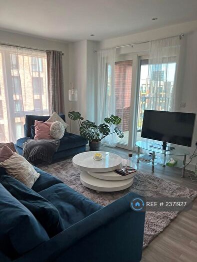 2 Bedroom Flat To Rent In Jasmin House, London, NW9