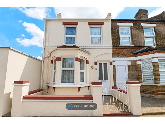 2 Bedroom Terraced House To Rent In Miriam Road, Plumstead, SE18