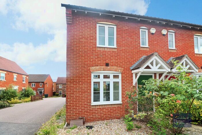 2 Bedroom Detached House To Rent In Imperial Way, Singleton, Ashford, TN23