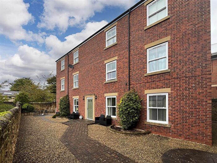 2 Bedroom Apartment For Sale In Summerlea, Barnard Castle, DL12