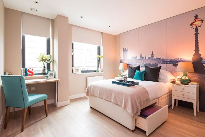 Studio To Rent In Wellesley Road, Croydon, London, CR0