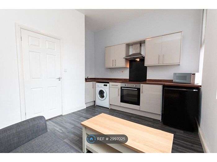 1 Bedroom Flat To Rent In Denman St West, Nottingham, NG7