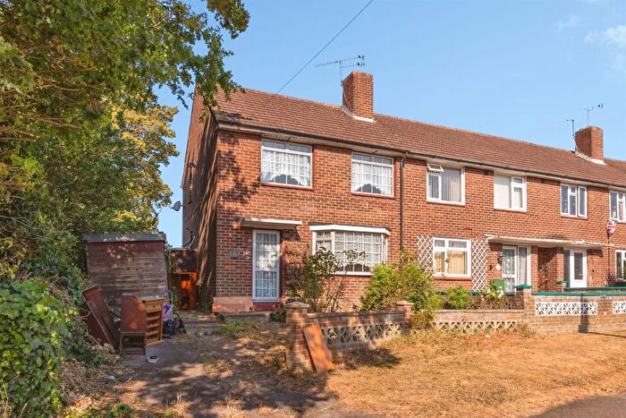 2 Bedroom End Of Terrace House For Sale In James Road, Havant, PO9