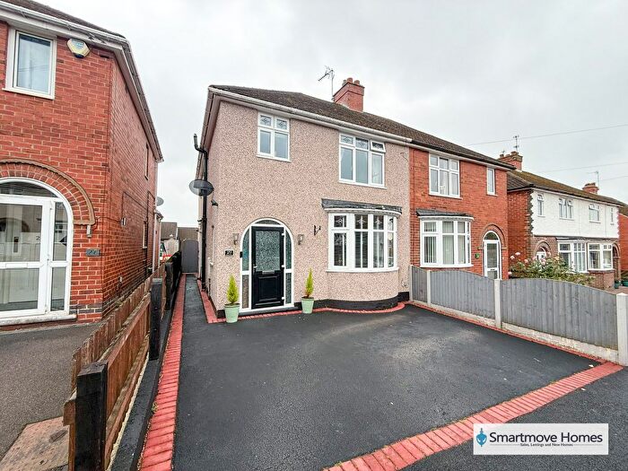 3 Bedroom Semi-detached House For Sale In Derwent Road, Ripley, DE5