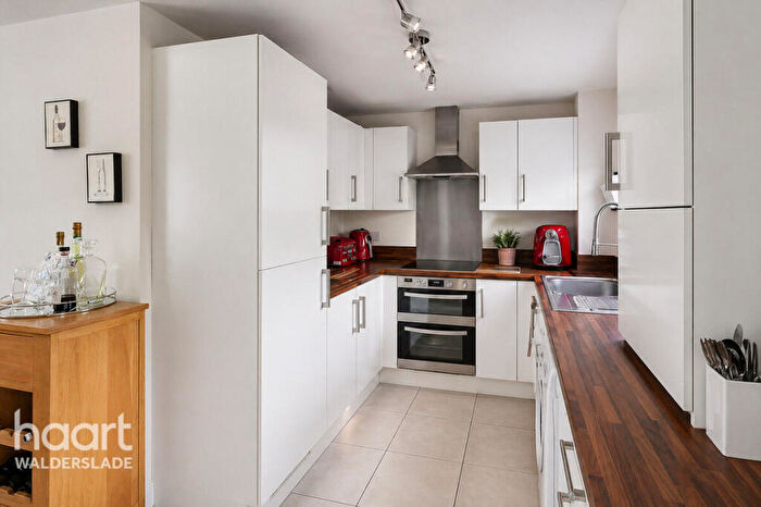 4 Bedroom End Of Terrace House For Sale In Ward View, Chatham, ME5