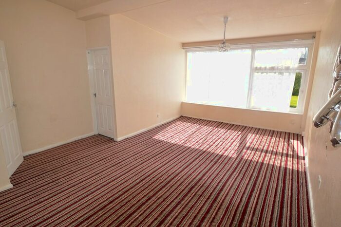 2 Bedroom Flat To Rent In North Park Road, Bramhall, Stockport, SK7