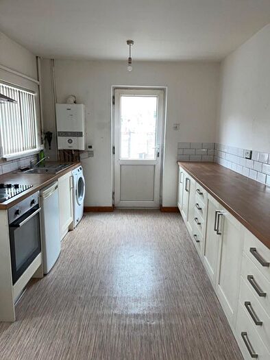 4 Bedroom Terraced House To Rent In De La Pole Avenue, Hull, HU3