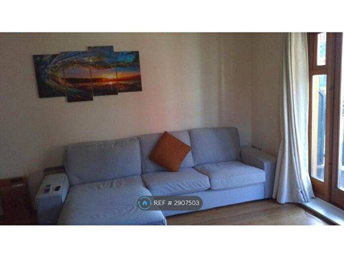 1 Bedroom Flat To Rent In Harry Close, London, CR0