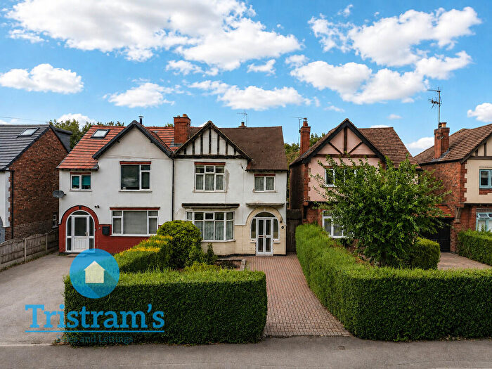 3 Bedroom Semi-Detached House For Sale In Hickings Lane, Stapleford, NG9
