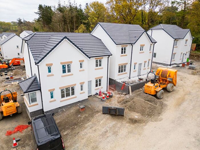 4 Bedroom Detached House For Sale In Caeau Gwynfryn, Llanarth, SA47