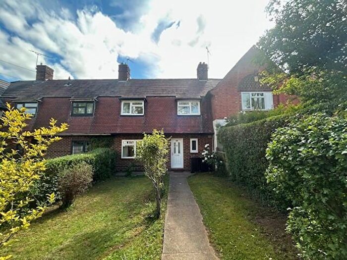 3 Bedroom Terraced House To Rent In Boundary Road, Nottingham, NG9