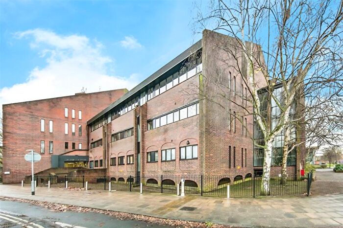 2 Bedroom Apartment For Sale In Rope Walk, Ipswich, Suffolk, IP4