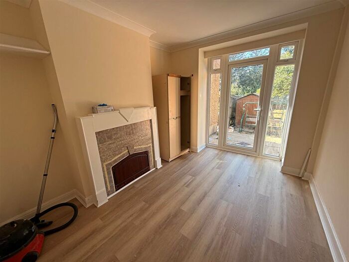 3 Bedroom Terraced House To Rent In Currey Road, Greenford, UB6