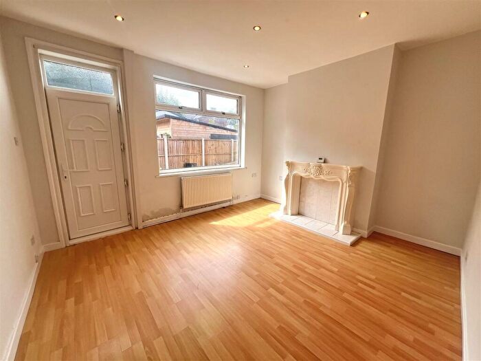 2 Bedroom Semi-Detached House To Rent In High Street, Wombwell, Barnsley, S73