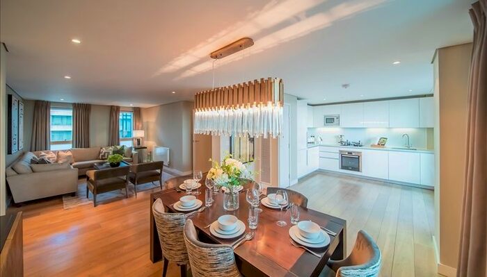 3 Bedroom Flat To Rent In Merchant Square, East Harbet Road, Paddington, London, W2