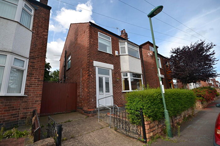 3 Bedroom Detached House To Rent In Ingram Road, Nottingham, NG6