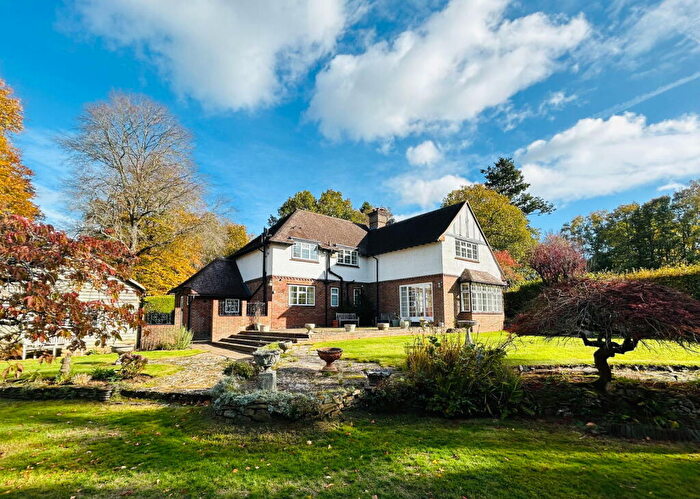 4 Bedroom Detached House For Sale In Priorsfield Road, Compton, Guildford, GU3