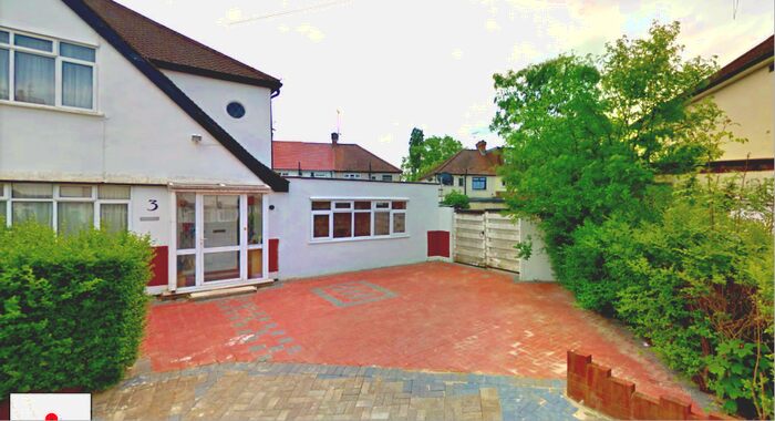 3 Bedroom Semi-Detached House To Rent In Brook Drive, North Harrow, Harrow, HA1