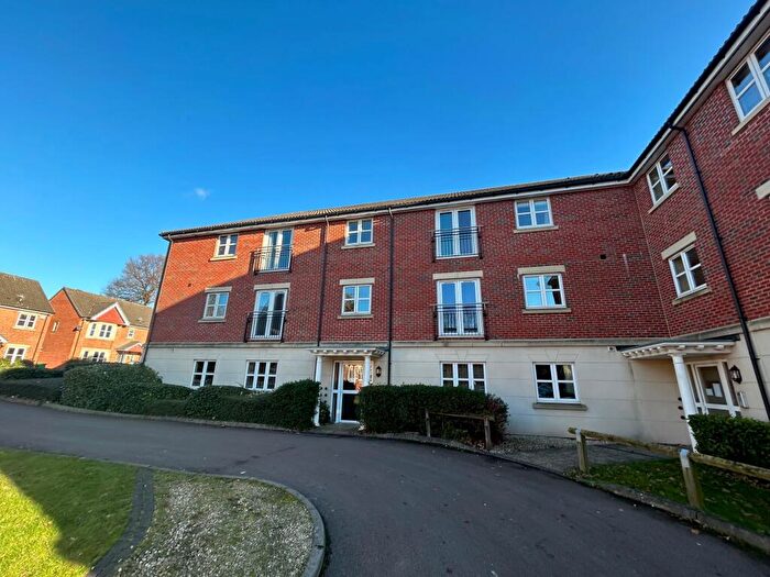 2 Bedroom Flat To Rent In Rowley Court, Rowley Drive, NG5