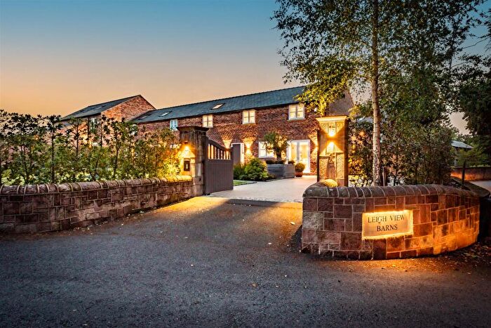 4 Bedroom Barn Conversion For Sale In Bespoke Four Bedroom Barn Conversion With Private Landscaped Garden And Garage, CW8
