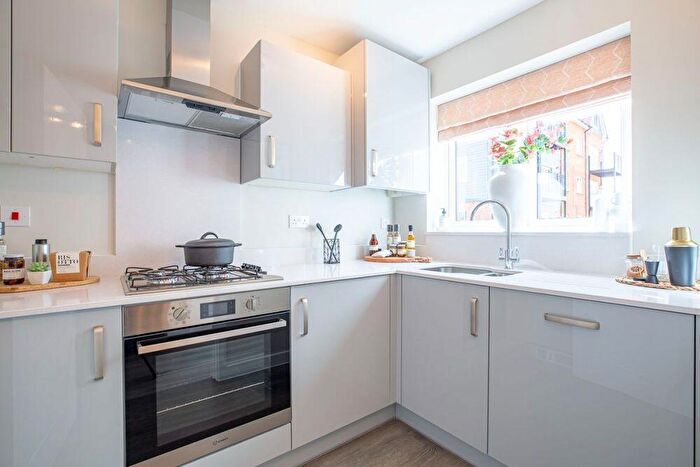 3 Bedroom Semi-Detached House For Sale In Woolhouse Way, Cringleford Norwich, Norfolk, NR4