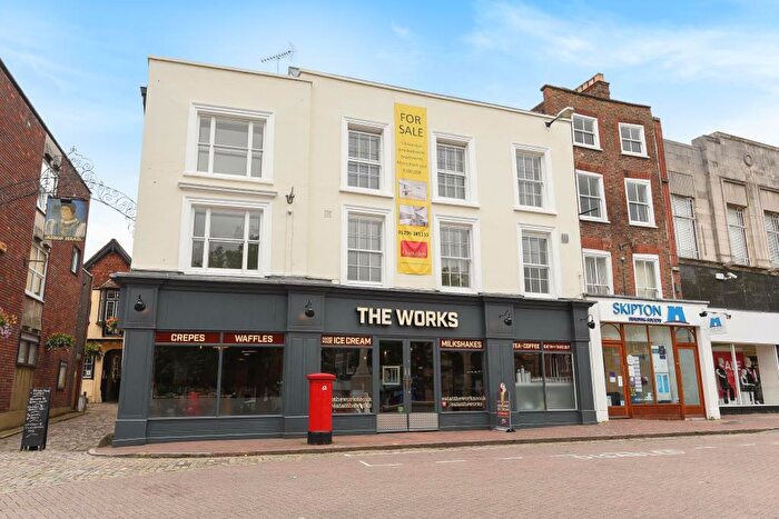 1 Bedroom Apartment To Rent In Town Centre, Aylesbury, HP20