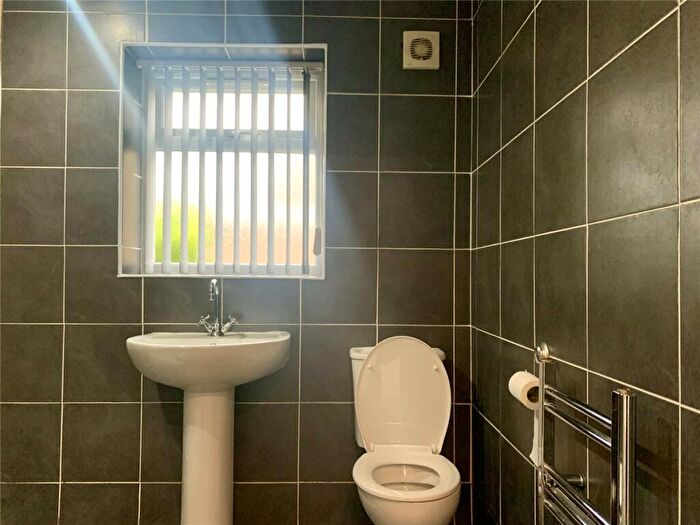 2 Bedroom Bungalow To Rent In Higher Peel Street, Oswaldtwistle, BB5