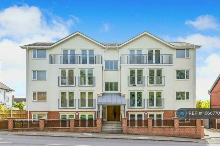 2 Bedroom Flat To Rent In Etruria Road Basford, Stoke-On-Trent, ST4