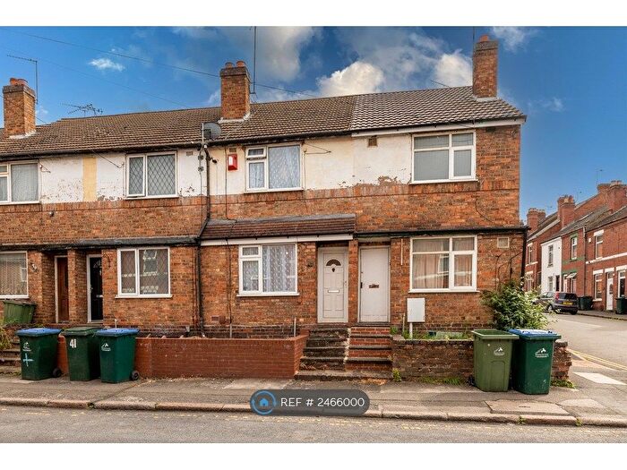 3 Bedroom Terraced House To Rent In Charterhouse Road, Coventry, CV1